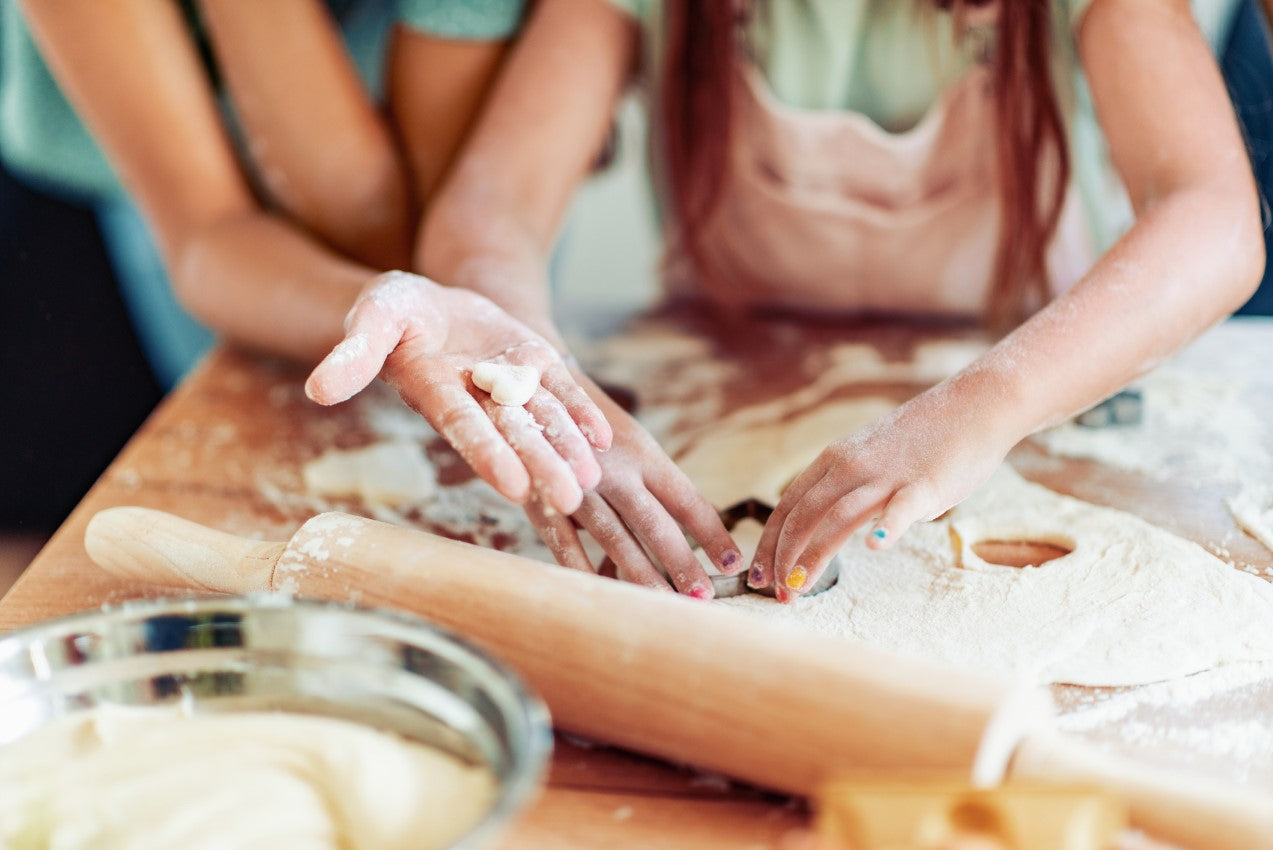 Famille heureuse en cuisine